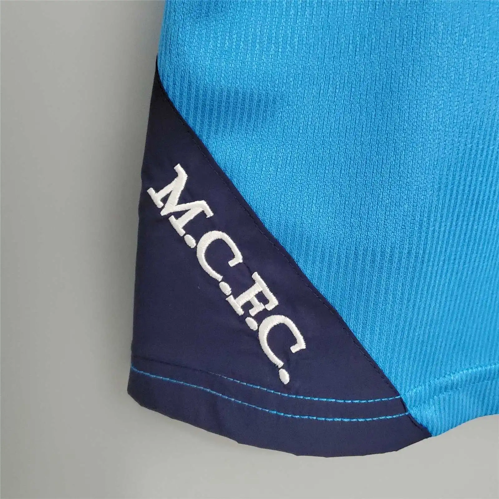1999/01 Manchester City Retro Home Jersey